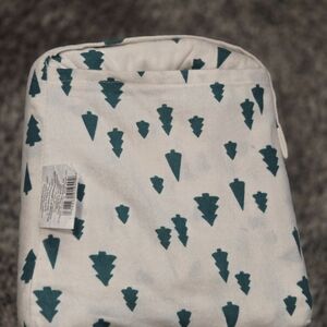 Target White and Teal Sheet Set